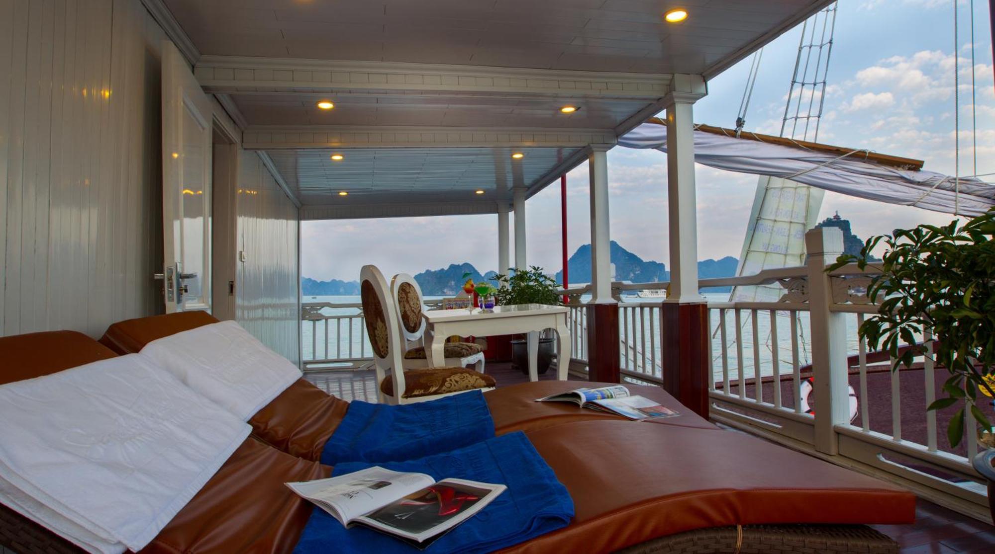 Signature Royal Halong Cruise Hạ Long Zimmer foto