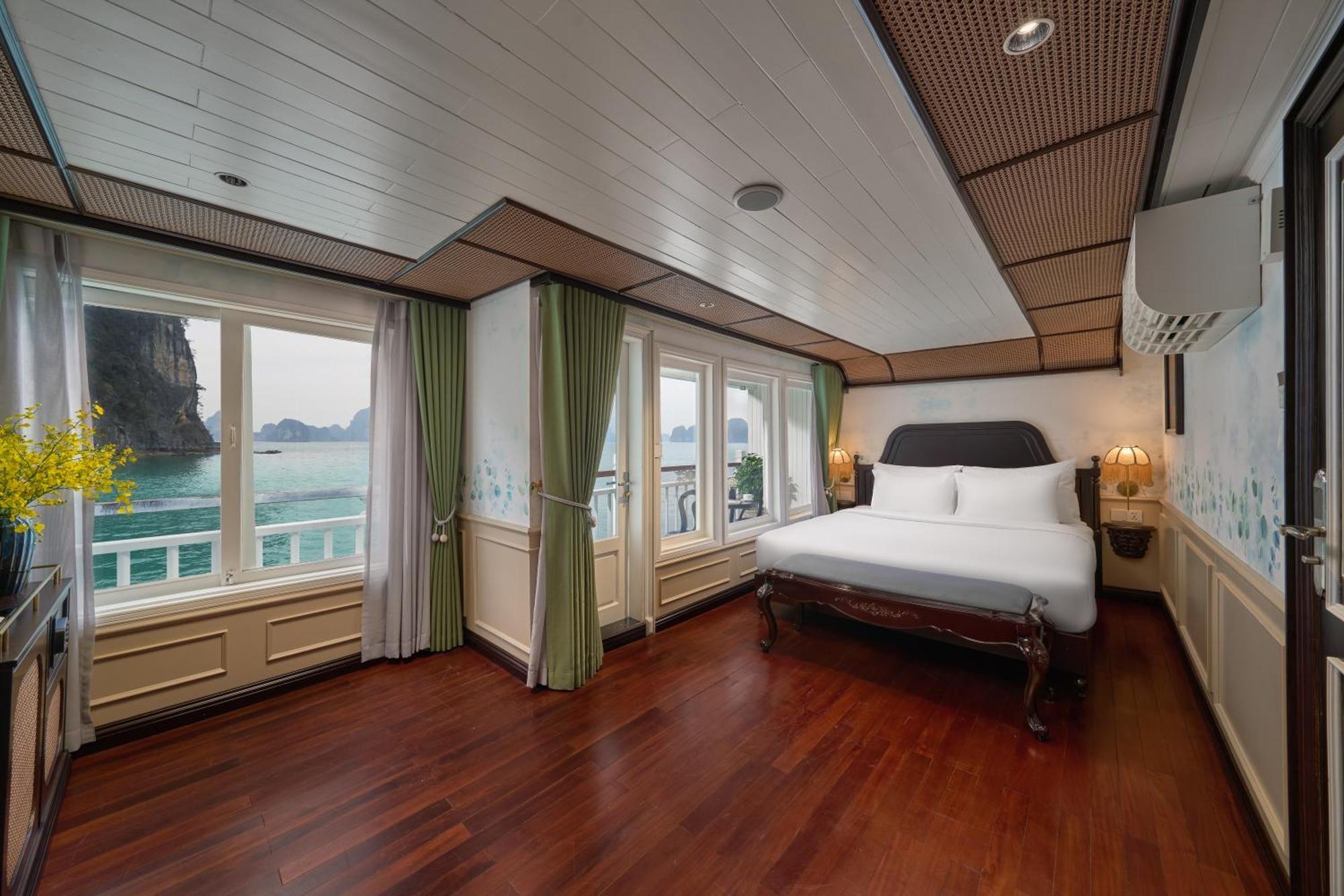 Signature Royal Halong Cruise Hạ Long Exterior foto
