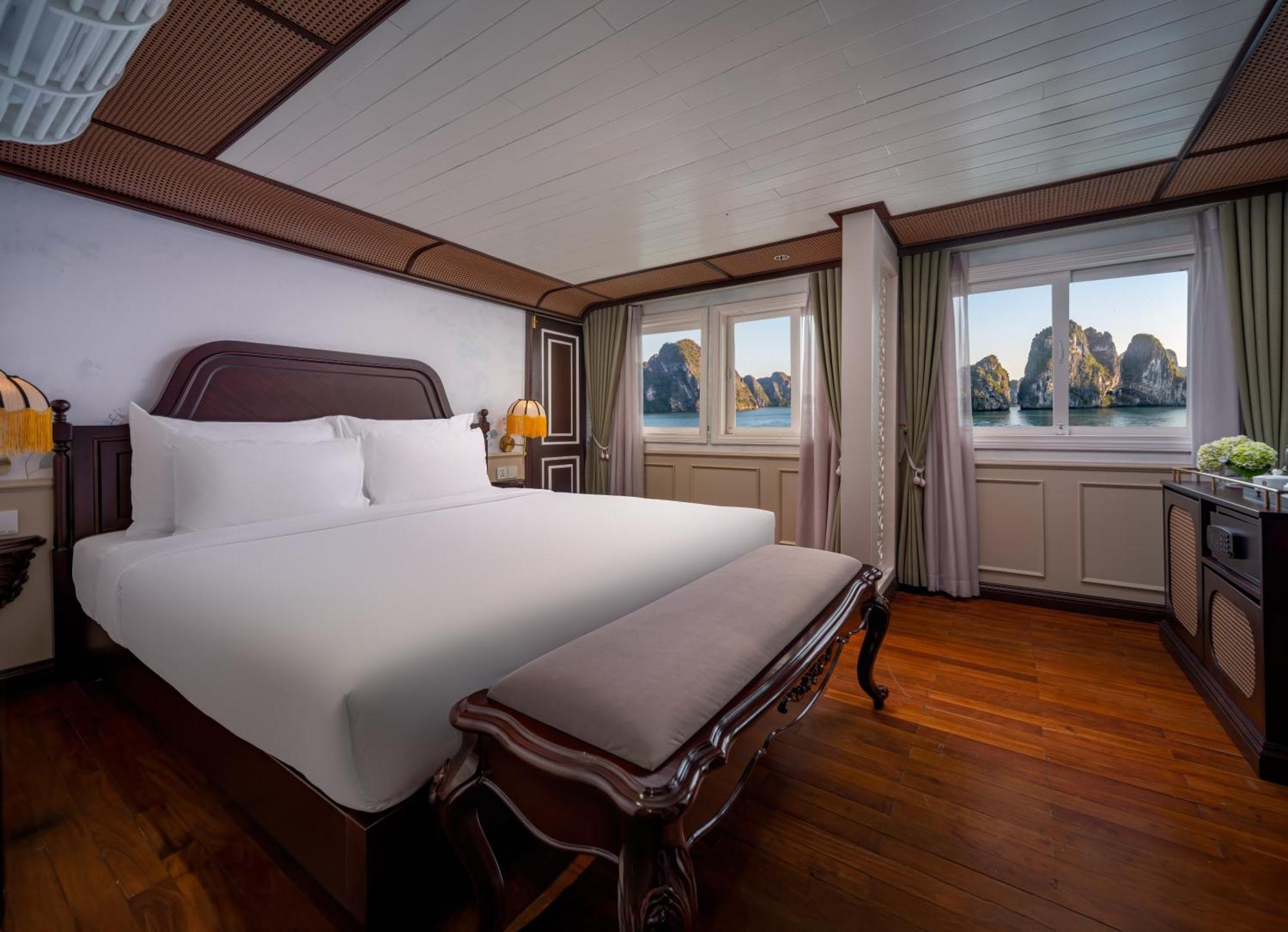 Signature Royal Halong Cruise Hạ Long Exterior foto