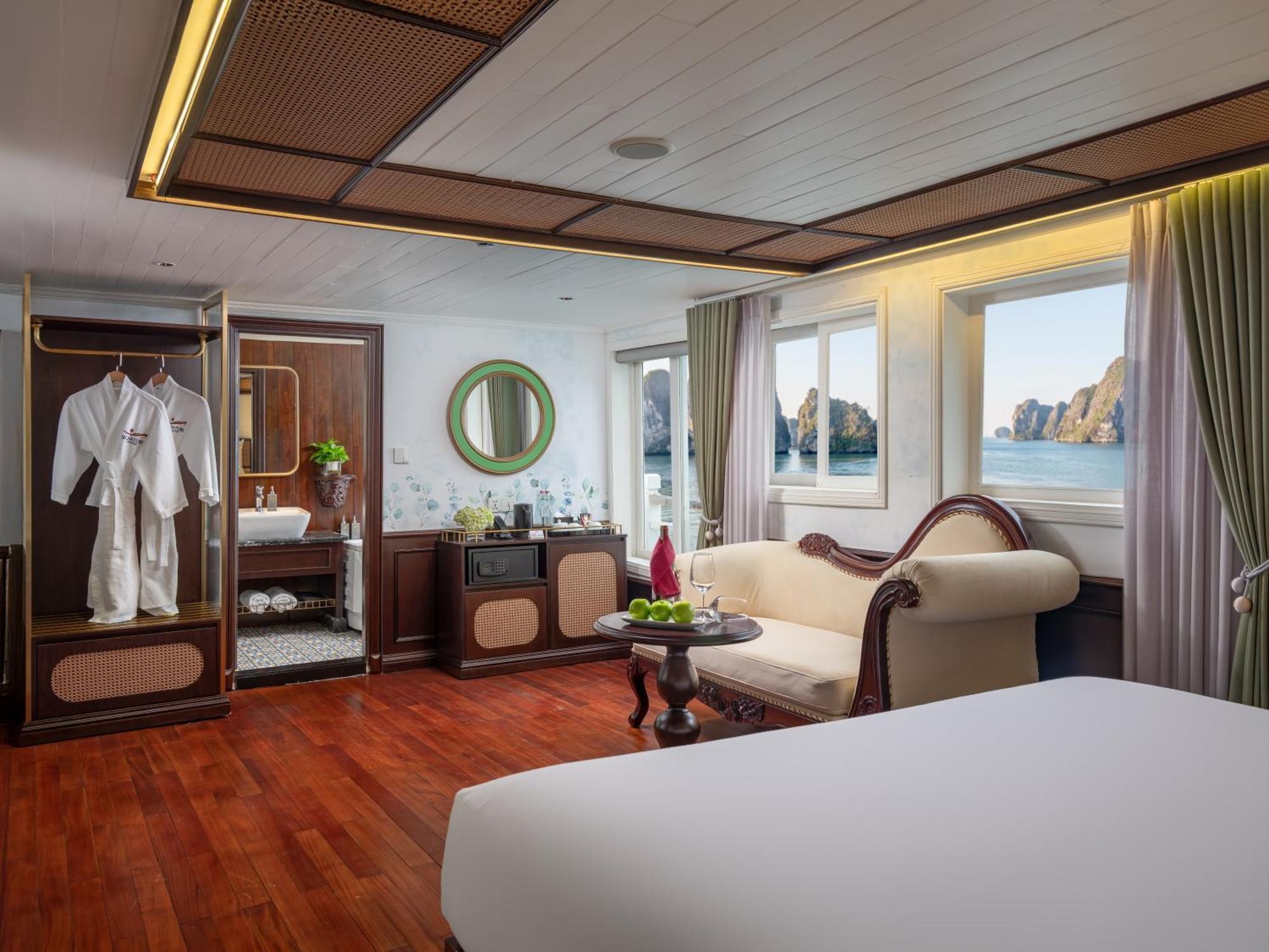 Signature Royal Halong Cruise Hạ Long Exterior foto
