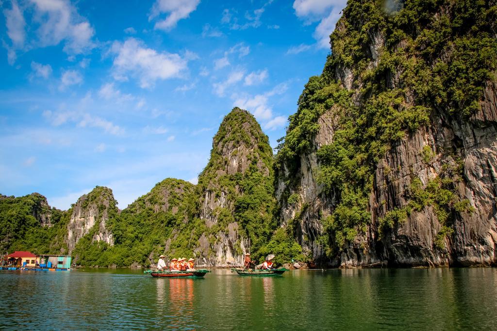 Signature Royal Halong Cruise Hạ Long Exterior foto